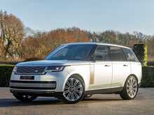 Range Rover SV P615 4.4 V8