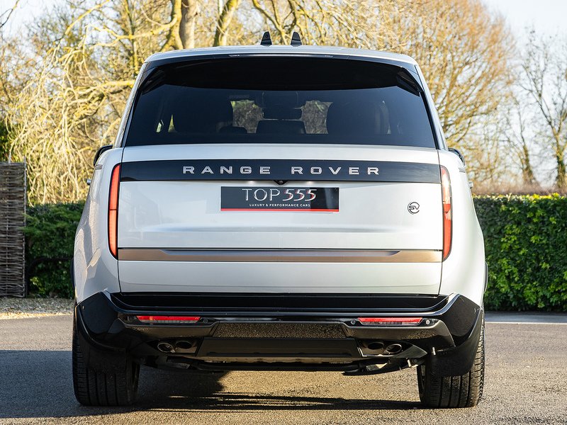 Range Rover SV P615 4.4 V8  - U5817