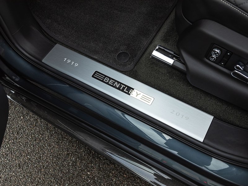 Bentley Bentayga V8  - U5828