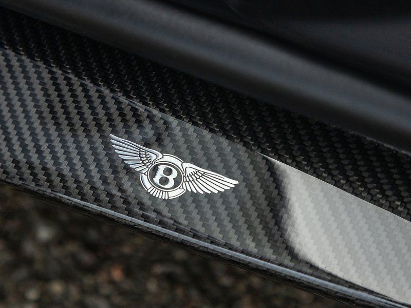 Bentley Bentayga V8  - U5828