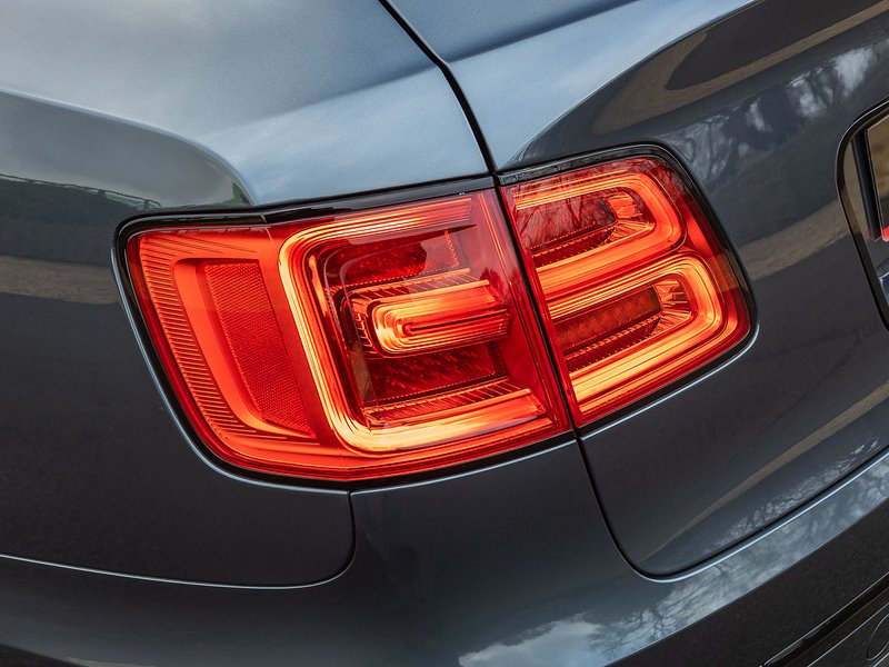 Bentley Bentayga V8  - U5828