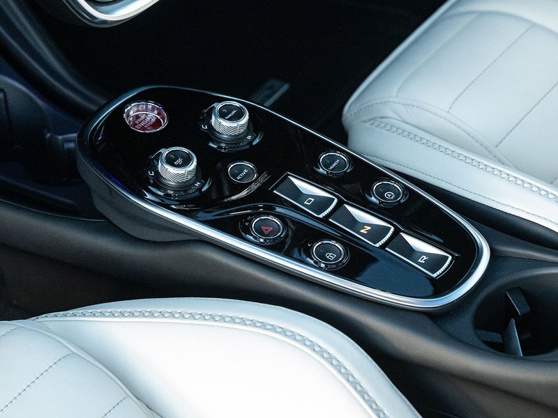 Mclaren GTS V8  - U5829