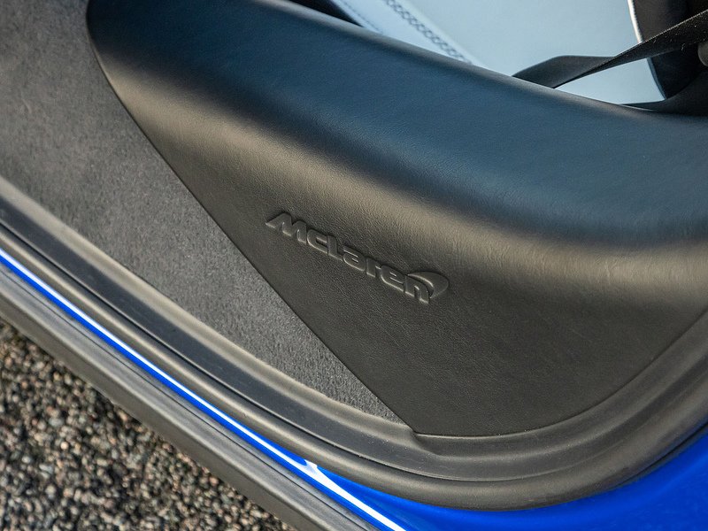 Mclaren GTS V8  - U5829