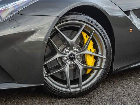 Ferrari F12 Berlinetta  - U5830