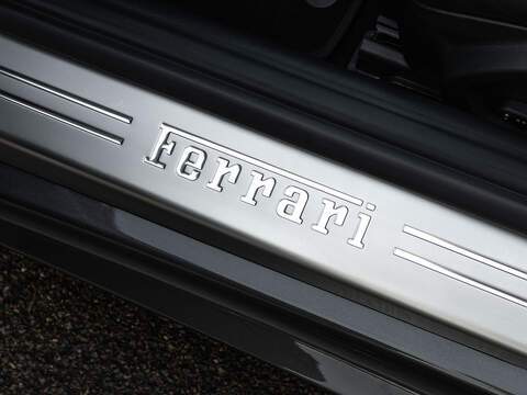 Ferrari F12 Berlinetta  - U5830