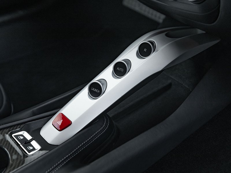 Ferrari F12 Berlinetta  - U5830