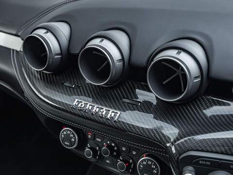 Ferrari F12 Berlinetta  - U5830