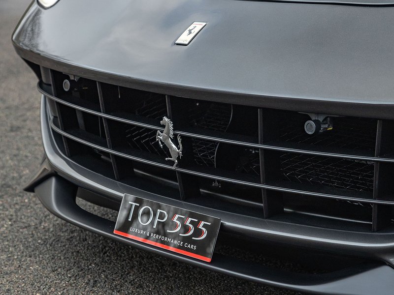 Ferrari F12 Berlinetta  - U5830