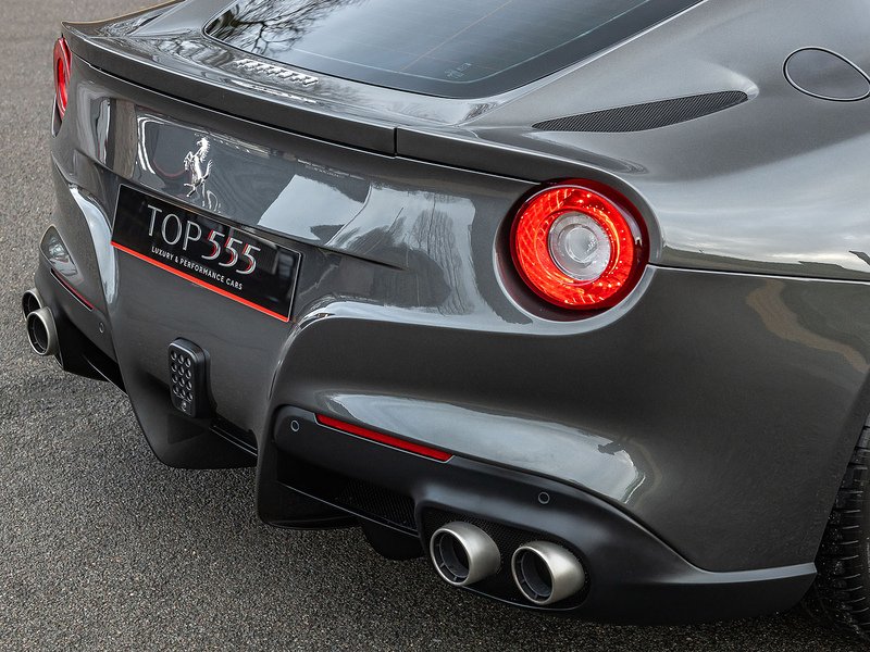 Ferrari F12 Berlinetta  - U5830