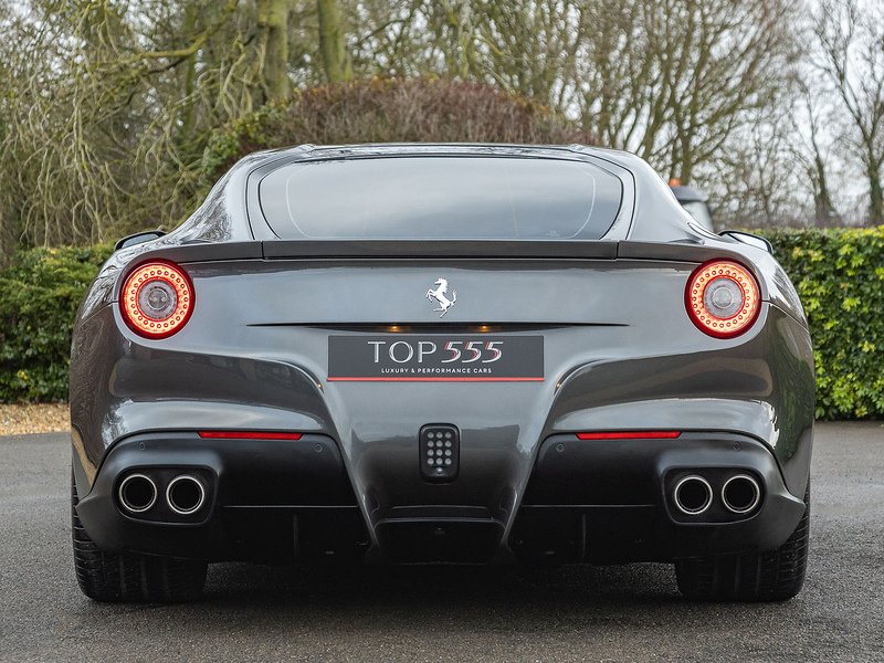 Ferrari F12 Berlinetta  - U5830