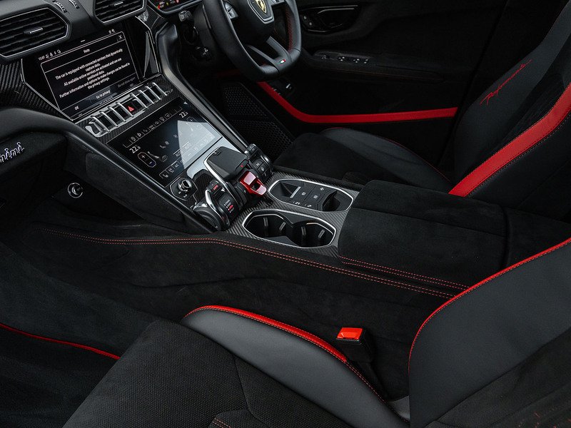 Lamborghini Urus Performante V8  - U5836