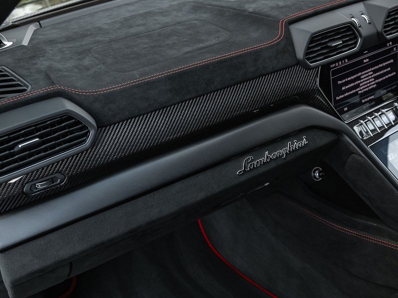 Lamborghini Urus Performante V8  - U5836