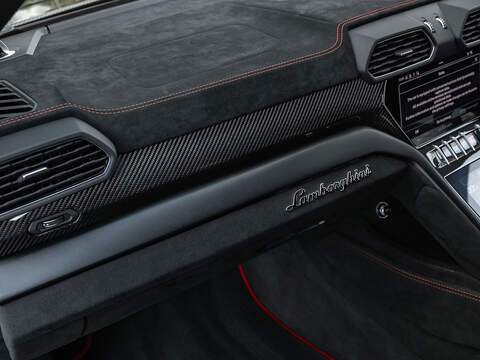 Lamborghini Urus Performante V8  - U5836