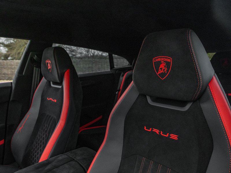 Lamborghini Urus Performante V8  - U5836