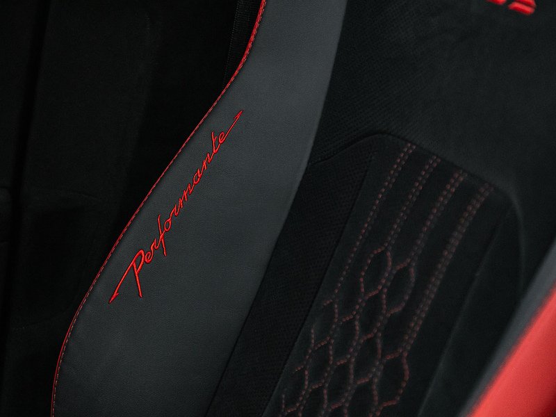 Lamborghini Urus Performante V8  - U5836