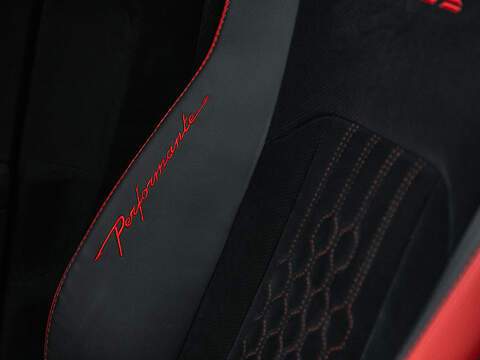Lamborghini Urus Performante V8  - U5836