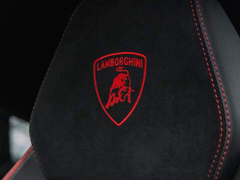 Lamborghini Urus Performante V8  - U5836