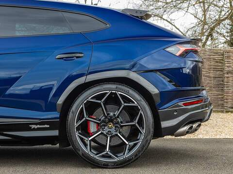 Lamborghini Urus Performante V8  - U5836