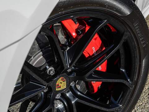 Porsche Macan GTS  - U5845