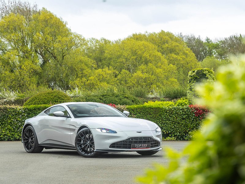 Aston Martin Vantage V8  - U5856