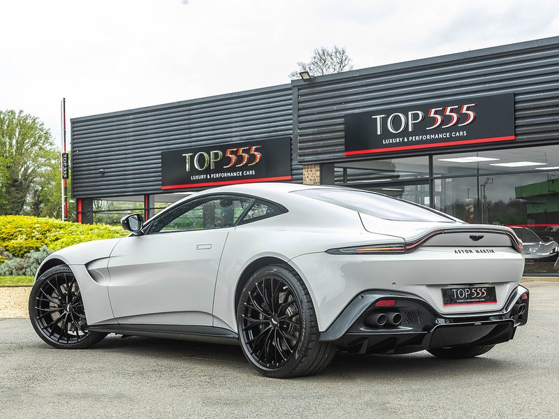 Aston Martin Vantage V8  - U5856