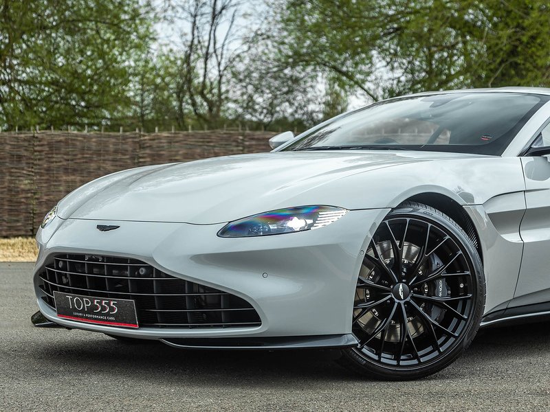 Aston Martin Vantage V8  - U5856