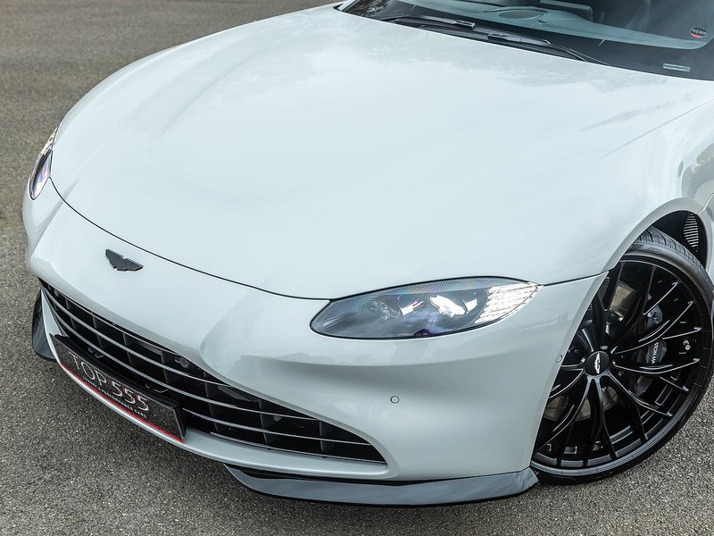 Aston Martin Vantage V8  - U5856