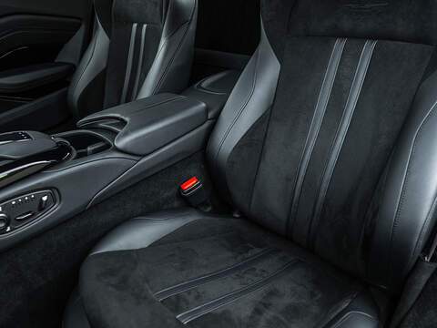 Aston Martin Vantage V8  - U5856