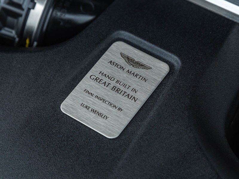 Aston Martin Vantage V8  - U5856