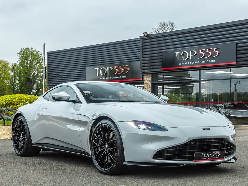 Aston Martin Vantage V8  - U5856