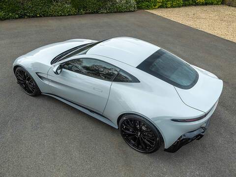 Aston Martin Vantage V8  - U5856