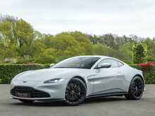 Aston Martin Vantage V8