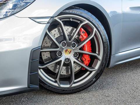 Porsche 718 Spyder 4.0 Manual  - U5858