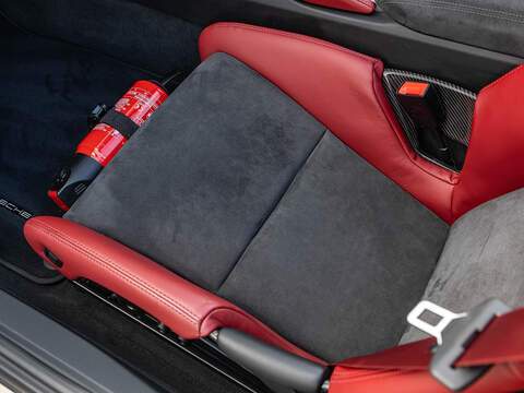 Porsche 718 Spyder 4.0 Manual  - U5858