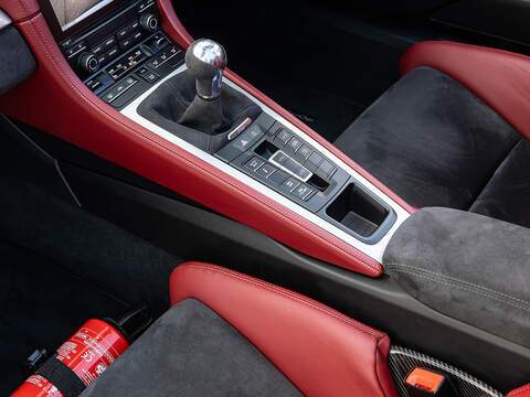 Porsche 718 Spyder 4.0 Manual  - U5858