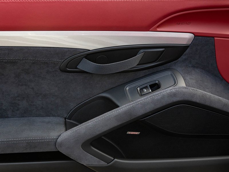 Porsche 718 Spyder 4.0 Manual  - U5858