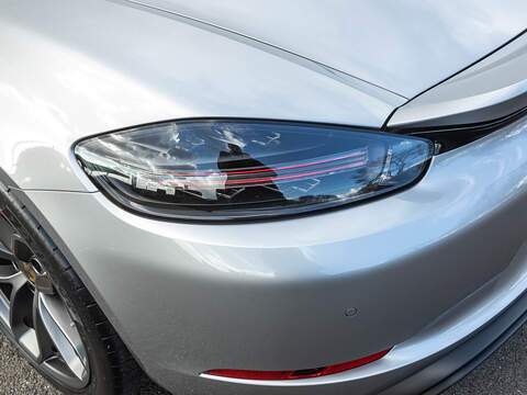Porsche 718 Spyder 4.0 Manual  - U5858