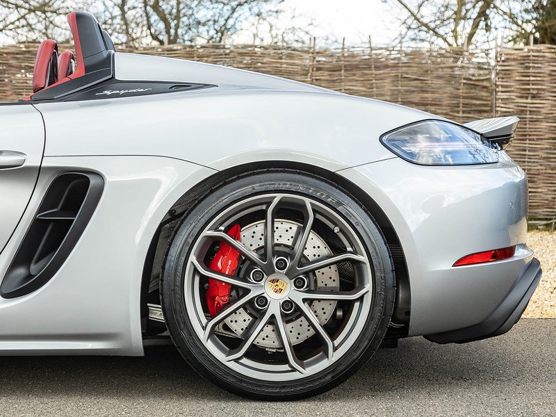 Porsche 718 Spyder 4.0 Manual  - U5858