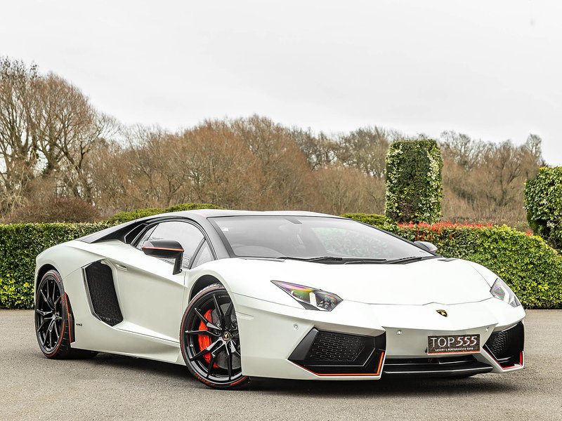 Lamborghini Aventador LP700-4 Pirelli Edition  - U5859