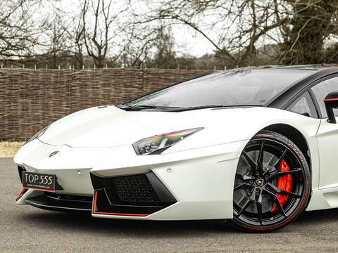 Lamborghini Aventador LP700-4 Pirelli Edition  - U5859