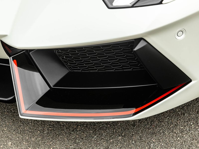 Lamborghini Aventador LP700-4 Pirelli Edition  - U5859