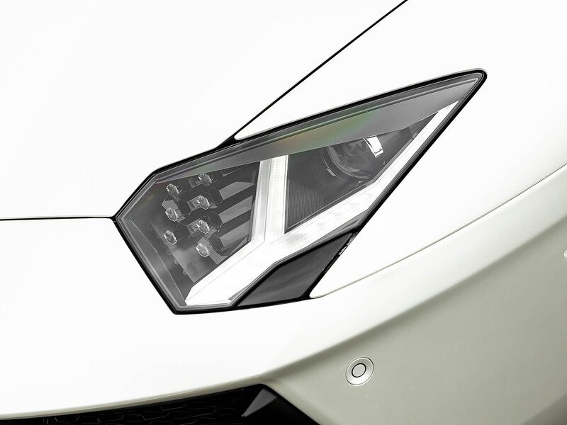 Lamborghini Aventador LP700-4 Pirelli Edition  - U5859