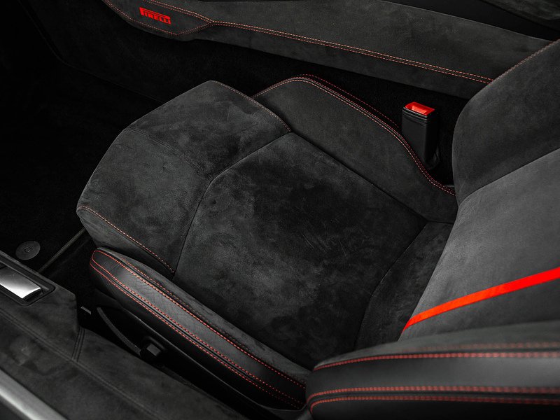 Lamborghini Aventador LP700-4 Pirelli Edition  - U5859