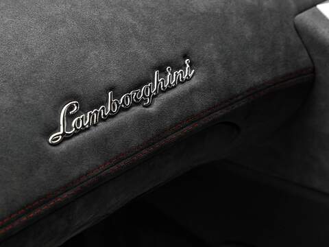 Lamborghini Aventador LP700-4 Pirelli Edition  - U5859