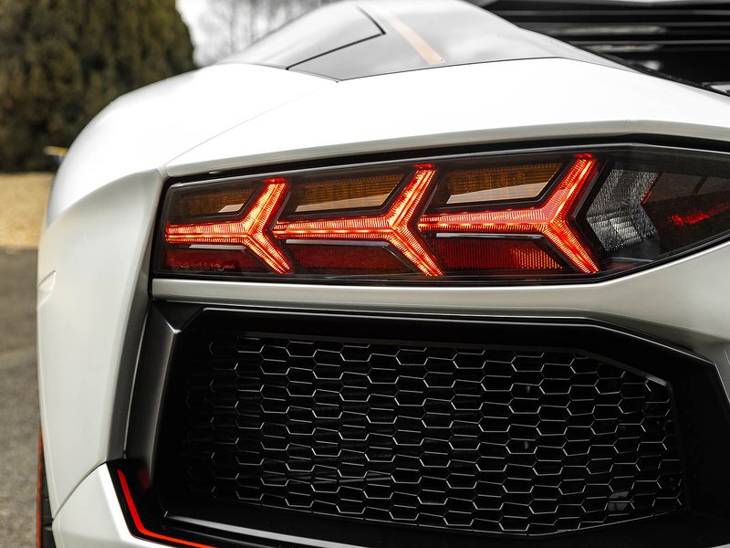 Lamborghini Aventador LP700-4 Pirelli Edition  - U5859