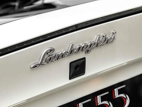 Lamborghini Aventador LP700-4 Pirelli Edition  - U5859