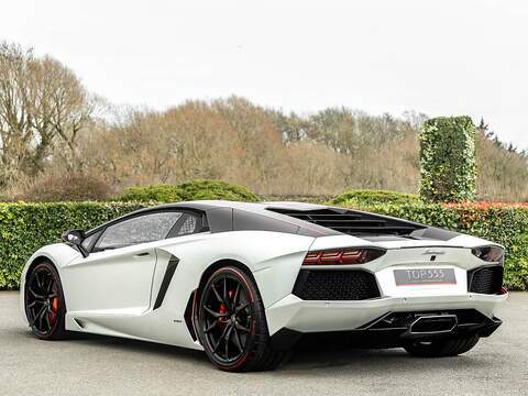 Lamborghini Aventador LP700-4 Pirelli Edition  - U5859