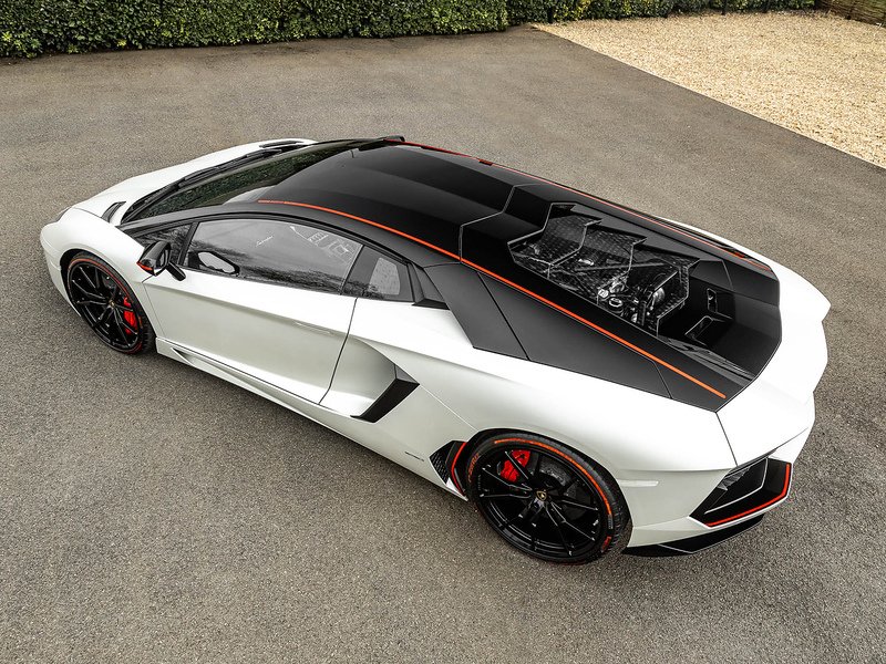 Lamborghini Aventador LP700-4 Pirelli Edition  - U5859