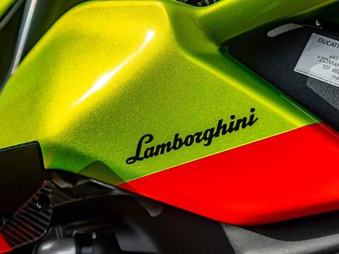 Ducati Streetfighter V4 Lamborghini  - U5864