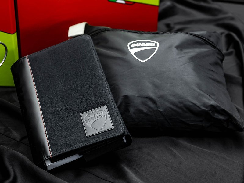 Ducati Streetfighter V4 Lamborghini  - U5864